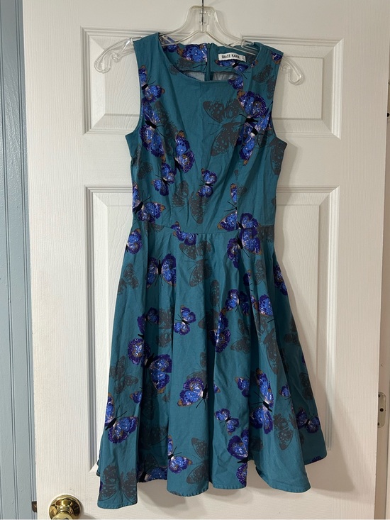 Grace Karin Dresses & Skirts - Grace Karin Teal Dress with Blue Floral Appliqué
